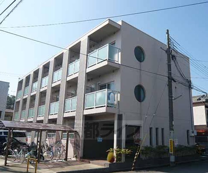 京都府城陽市枇杷庄の賃貸マンションの外観