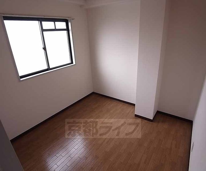 脇田建設ビル311の居間