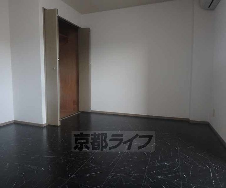 IL CASA KOHATA302の居間