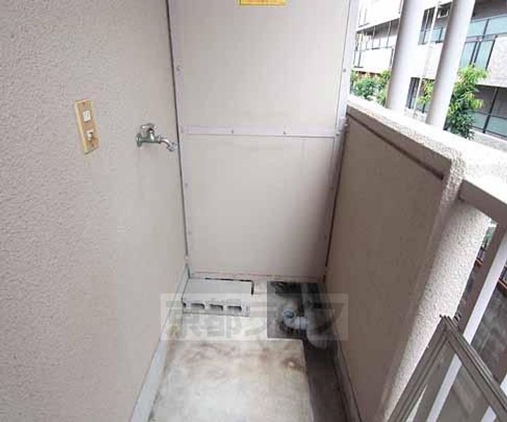 京都府宇治市槇島町落合の賃貸マンションの内装