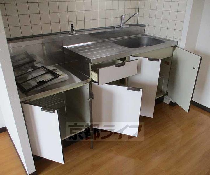 グリーンサム弐番館2102のキッチン