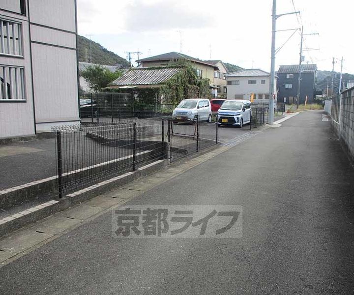 リバーハイツ宇治203の周辺