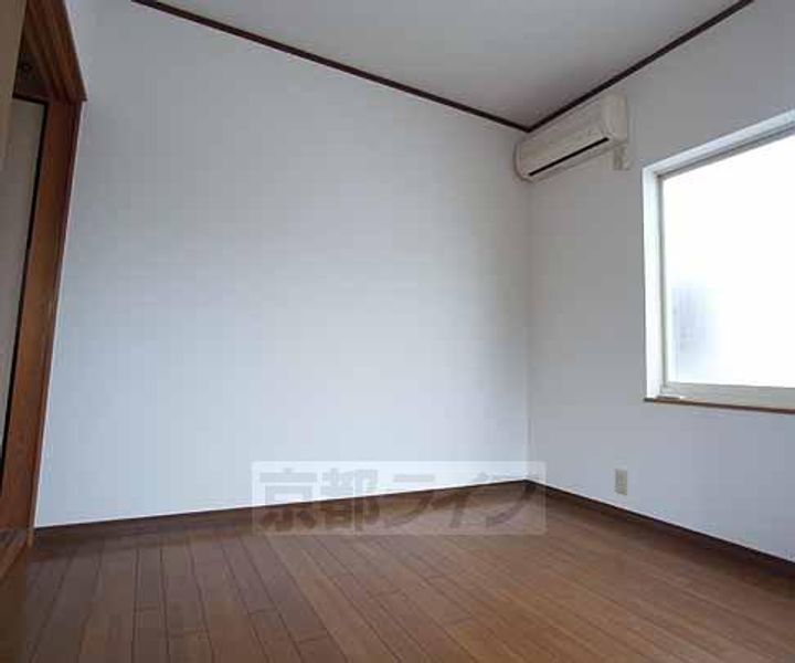 京都府宇治市大久保町大竹の賃貸アパートの居間