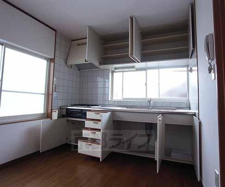 京都府宇治市大久保町大竹の賃貸アパートのキッチン