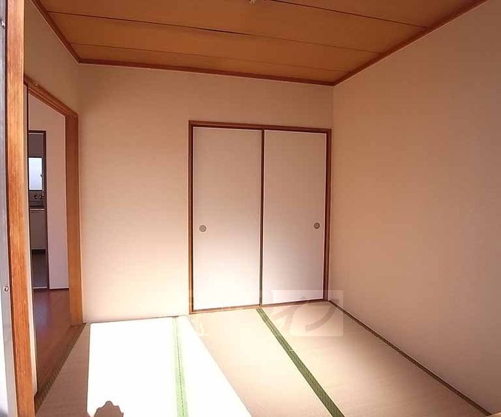 里尻スカイハイツ201の居間