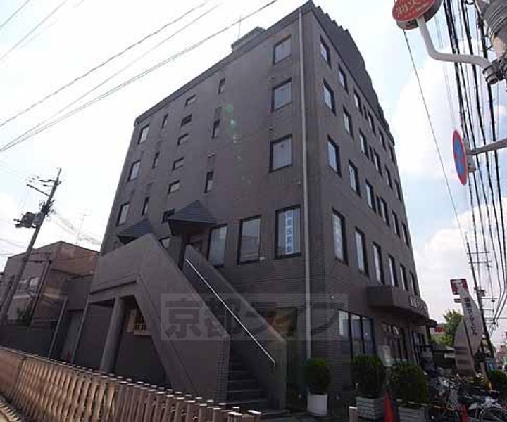 京都府宇治市槇島町三十五の賃貸マンションの外観