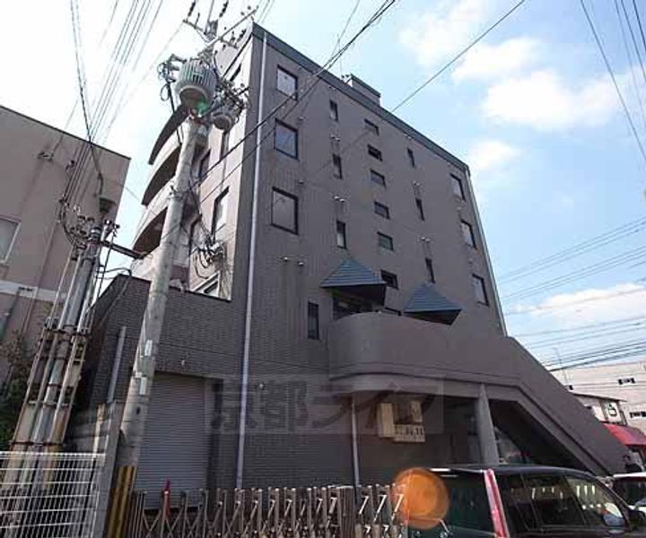 京都府宇治市槇島町三十五の賃貸マンションの外観