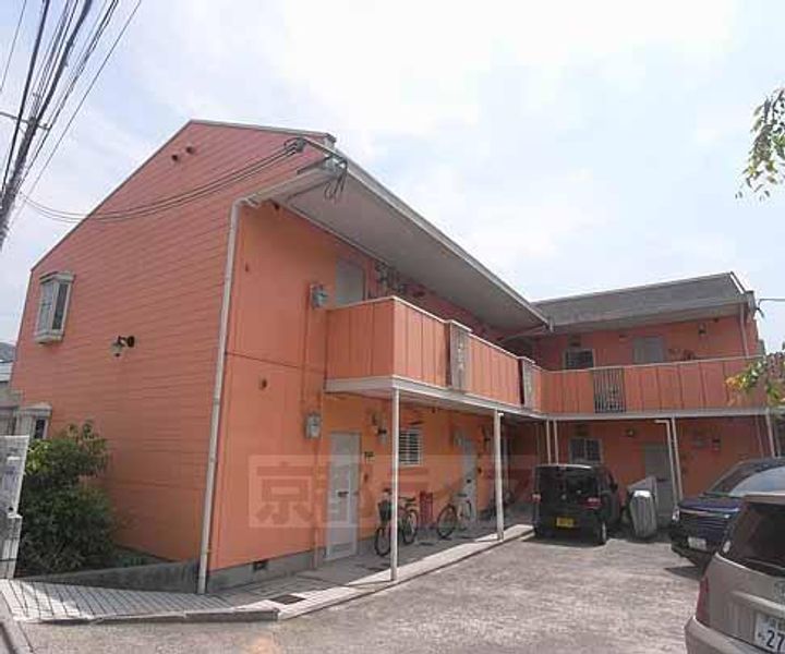 京都府京都市左京区修学院鹿ノ下町の賃貸アパートの外観