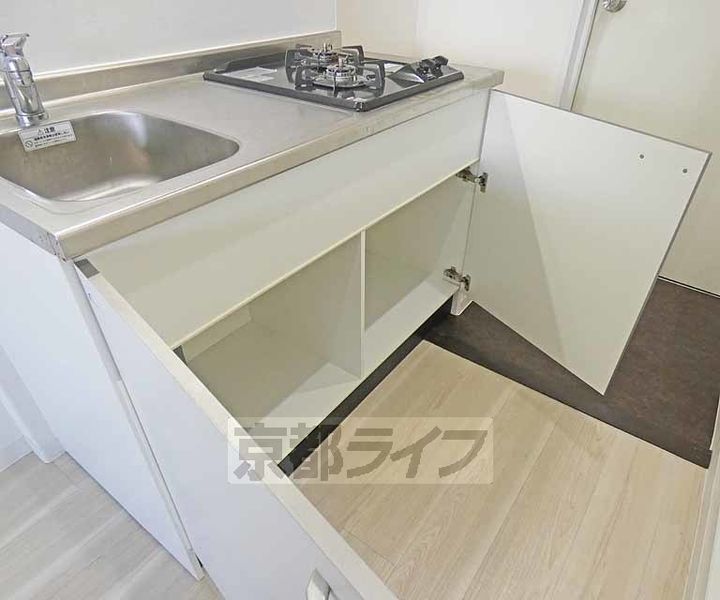 プレイル北大路ビル605のキッチン