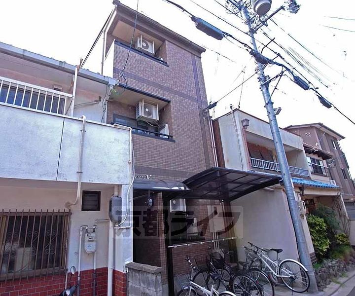 京都府京都市左京区吉田中阿達町の賃貸マンションの外観
