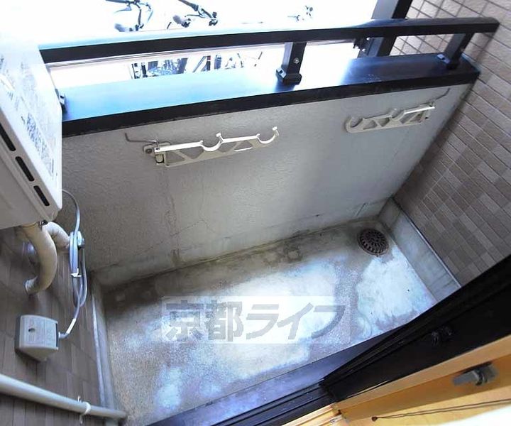 京都府京都市左京区吉田中阿達町の賃貸マンションの内装