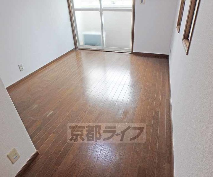 ハイツこすぎ103の居間