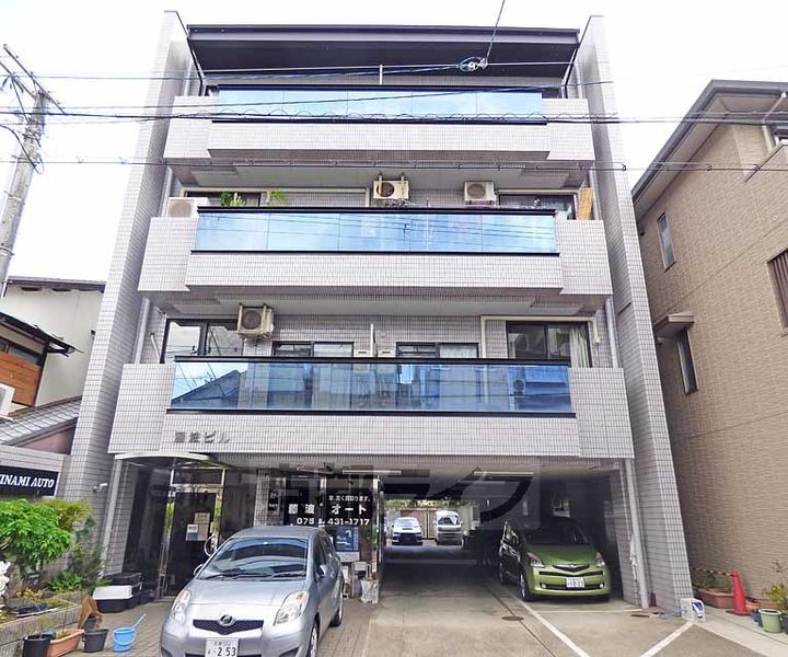 藤波ビル402の外観