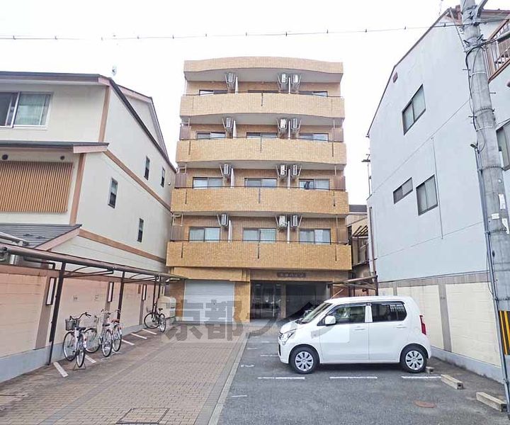 京卓ハイツ205の外観
