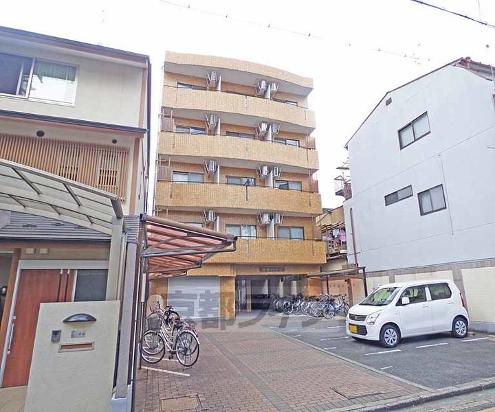 京卓ハイツ205の外観