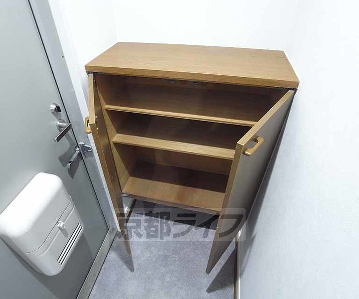 セジュールロゼット103の玄関