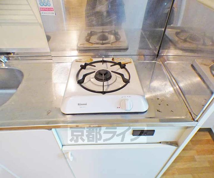 京都府京都市北区上賀茂神山の賃貸マンションのキッチン
