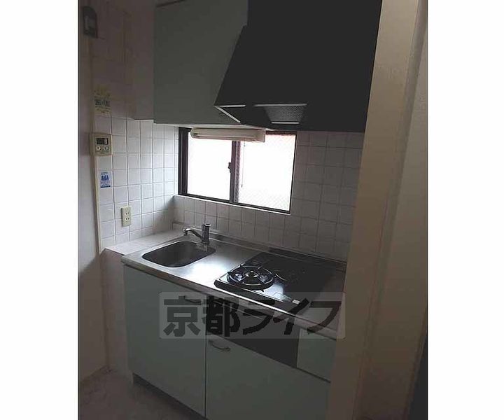 京都府京都市上京区新町通上御霊上ル下清蔵口町の賃貸マンションのキッチン