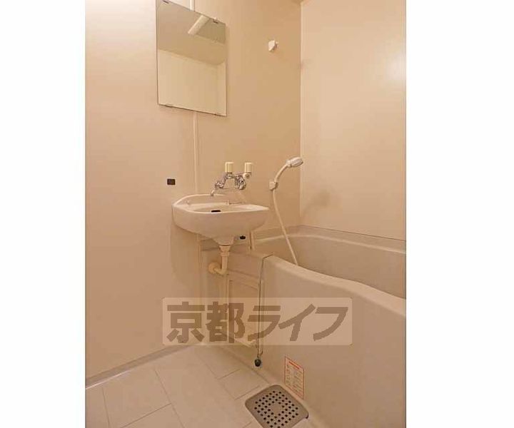 京都府京都市上京区泰童片原町の賃貸マンションの風呂