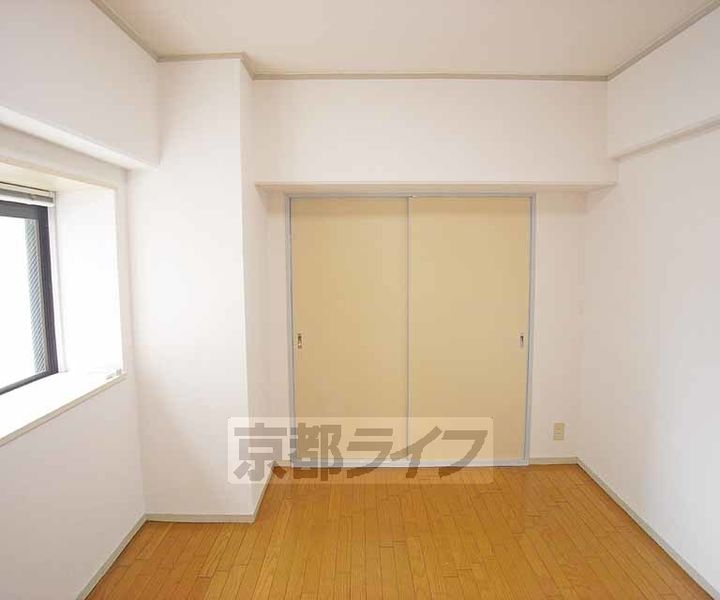 京都府京都市上京区堀出シ町の賃貸マンションの子供部屋