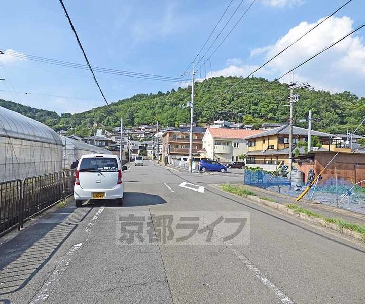 京都府京都市北区上賀茂豊田町の賃貸マンションの周辺