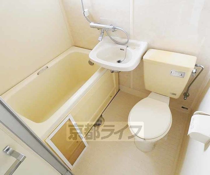 京都府京都市左京区修学院石掛町の賃貸アパートの風呂