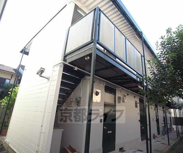 京都府京都市左京区北白川西伊織町の賃貸アパートの外観