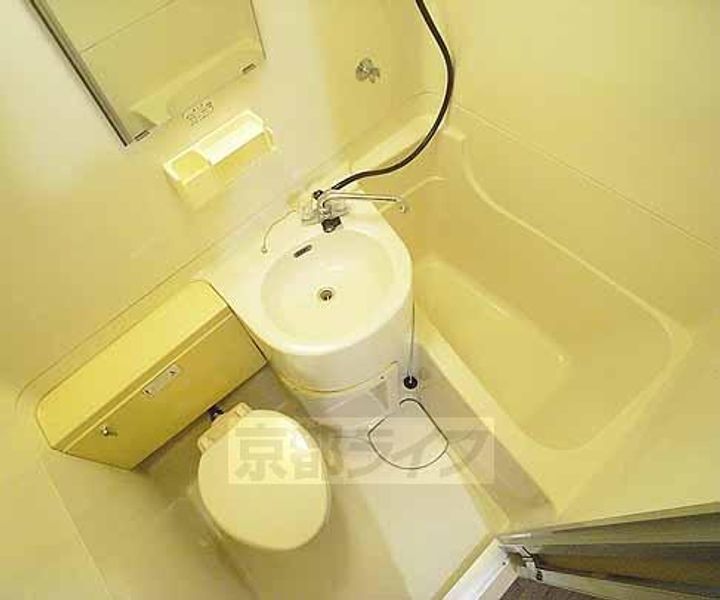 京都府京都市左京区北白川西伊織町の賃貸アパートの内装