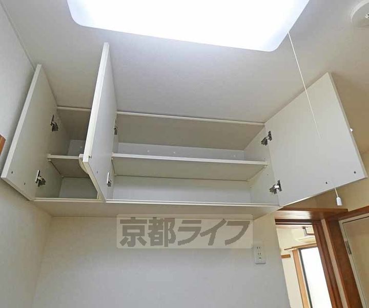 京都府京都市北区等持院中町の賃貸アパートの内装