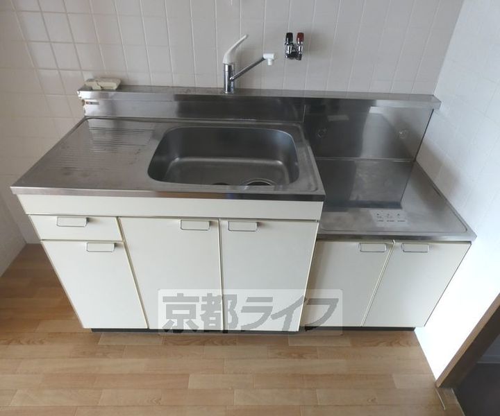 CLASKA西陣209のキッチン