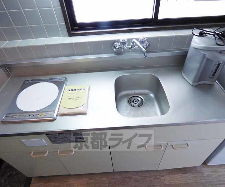 京都府京都市上京区寺町通今出川上ル立本寺前町の賃貸マンションのキッチン