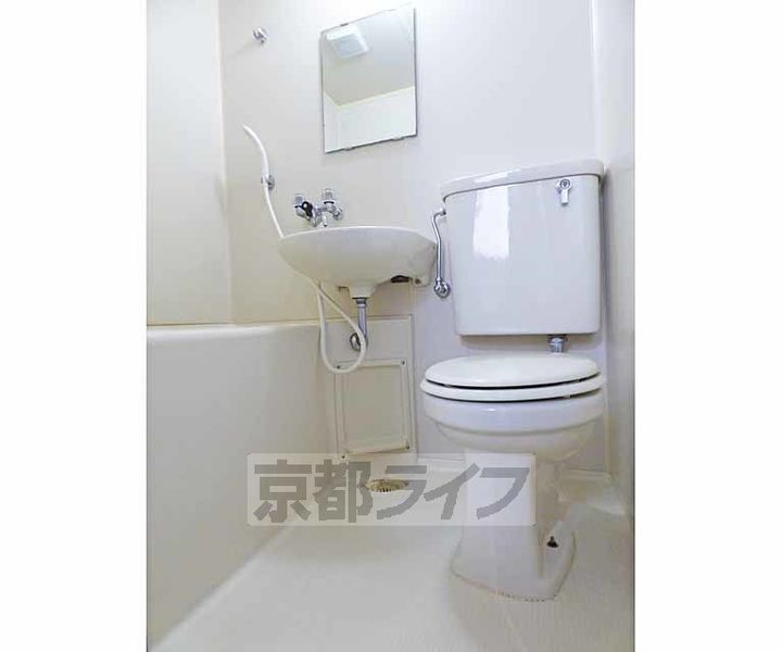 京都府京都市上京区寺町通今出川上ル立本寺前町の賃貸マンションの風呂