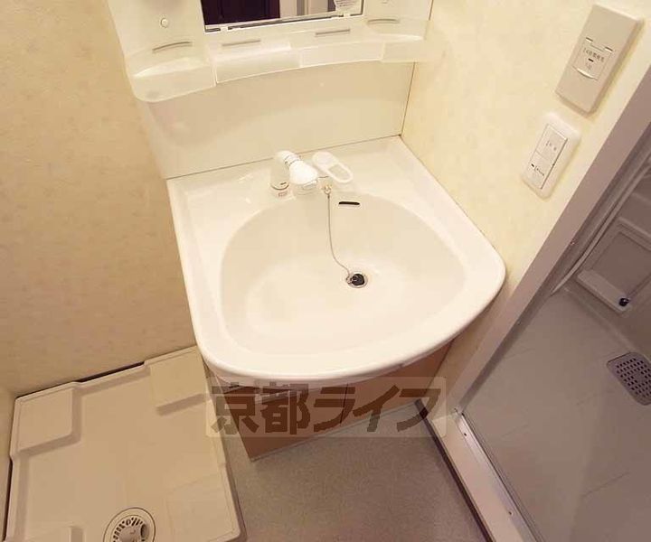 京都府京都市左京区田中東高原町の賃貸マンションの内装
