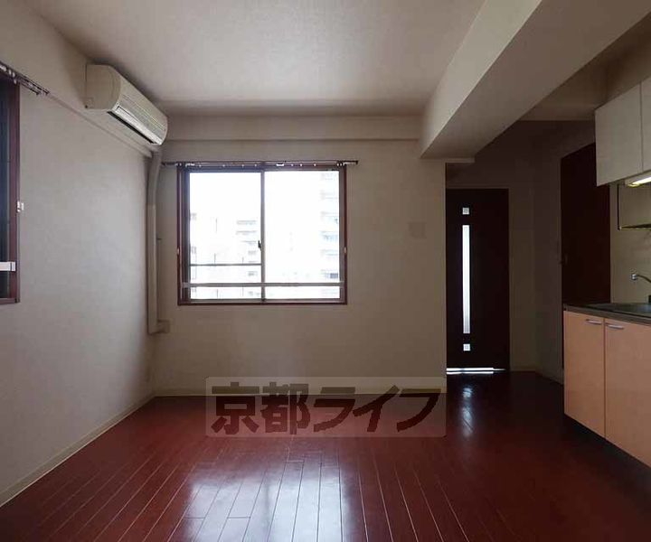 京都府京都市上京区西町の賃貸マンションの内装