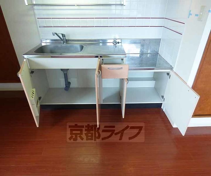 京都府京都市上京区西町の賃貸マンションのキッチン