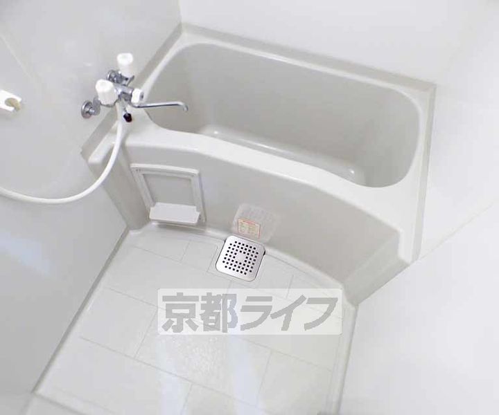 京都府京都市北区上賀茂岩ケ垣内町の賃貸マンションの風呂