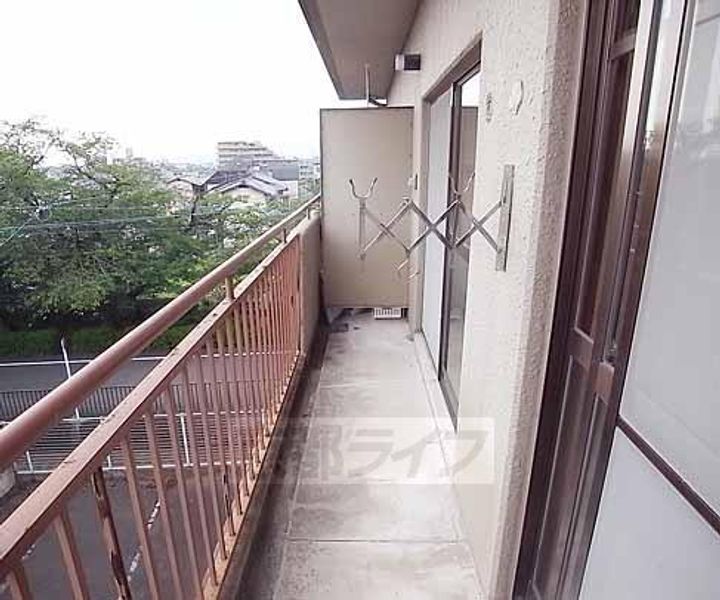 京都府京都市左京区修学院大林町の賃貸マンションの内装