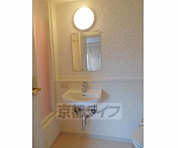 京都府京都市上京区元百万遍町の賃貸マンションの内装