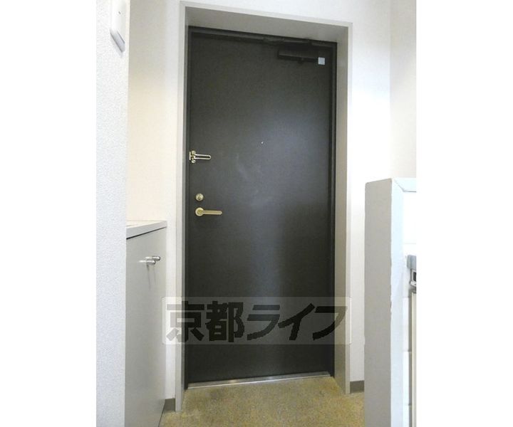 フレーズⅢ101の玄関