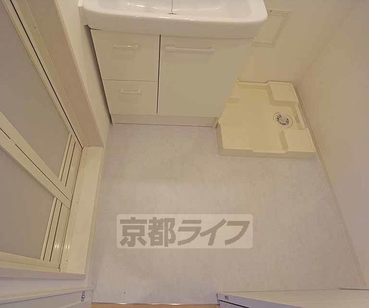 12pages08の内装