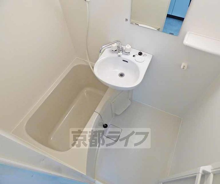 京都府京都市北区紫野東舟岡町の賃貸マンションの風呂