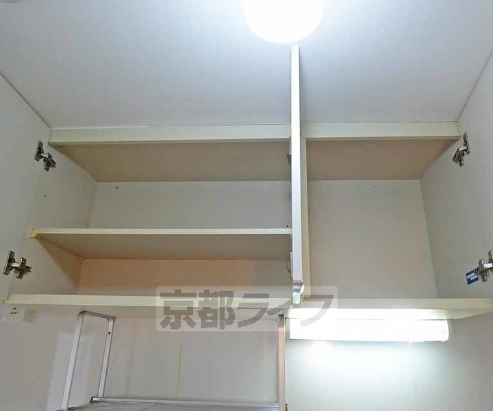 京都府京都市北区紫野東舟岡町の賃貸マンションの内装