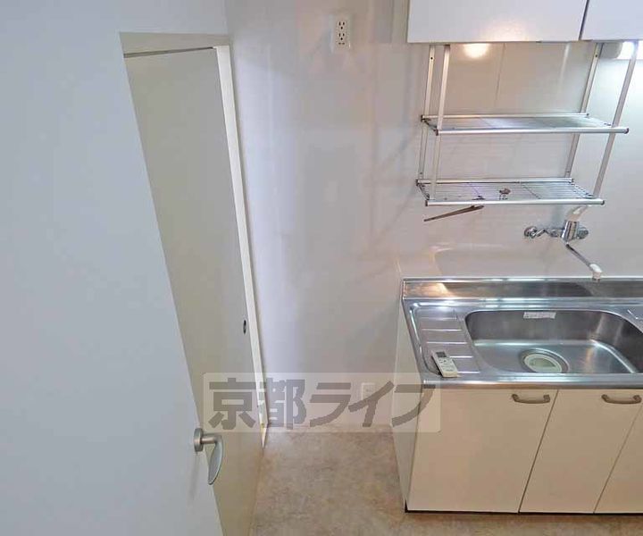 京都府京都市北区紫野東舟岡町の賃貸マンションのキッチン