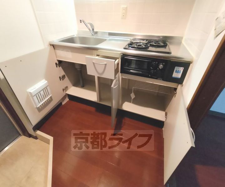 京都府京都市上京区立本寺前町の賃貸マンションの内装