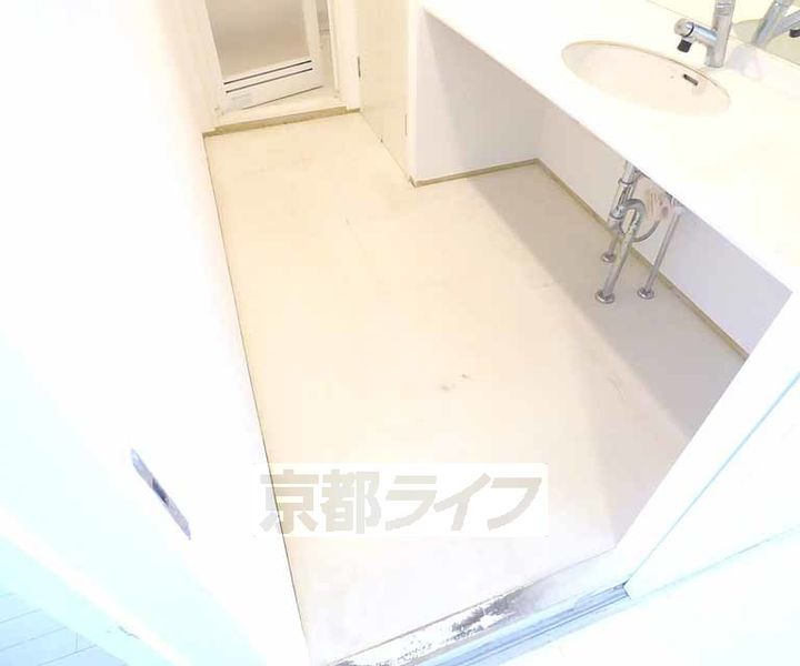 京都府京都市上京区夷川町の賃貸マンションの内装