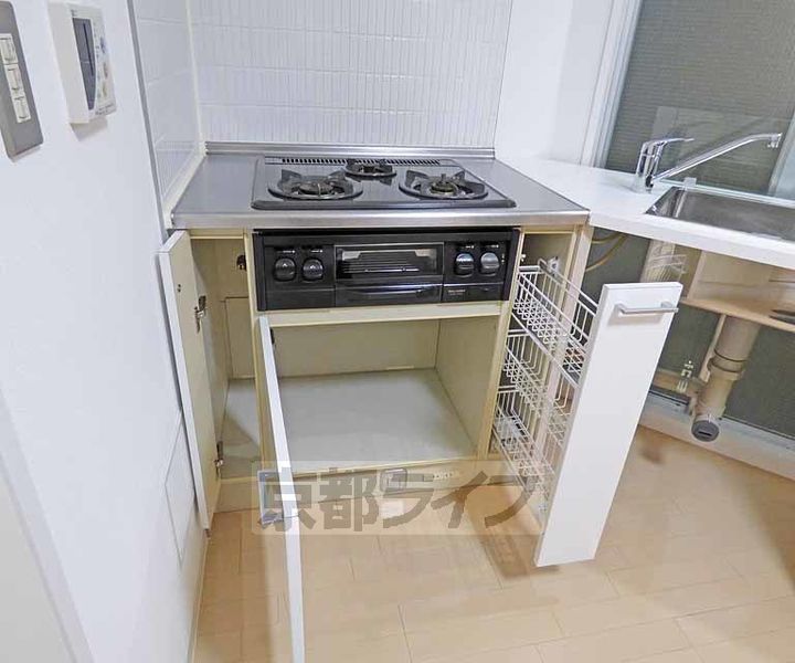 京都府京都市上京区夷川町の賃貸マンションのキッチン