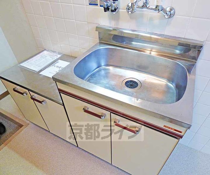 京都府京都市上京区上立売東町の賃貸マンションのキッチン