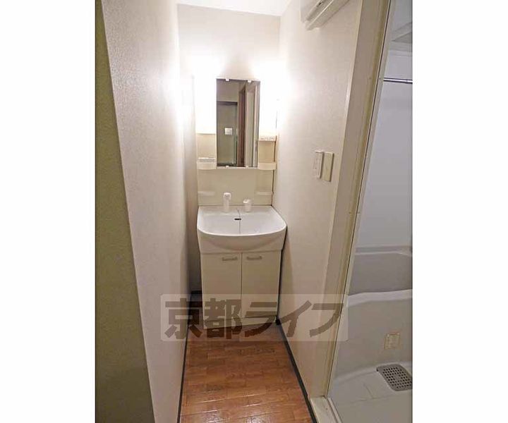 京都府京都市上京区千本通五辻下る上善寺町の賃貸マンションの内装