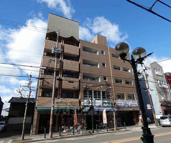 京都府京都市上京区千本通一条上る泰童片原町の賃貸マンションの外観