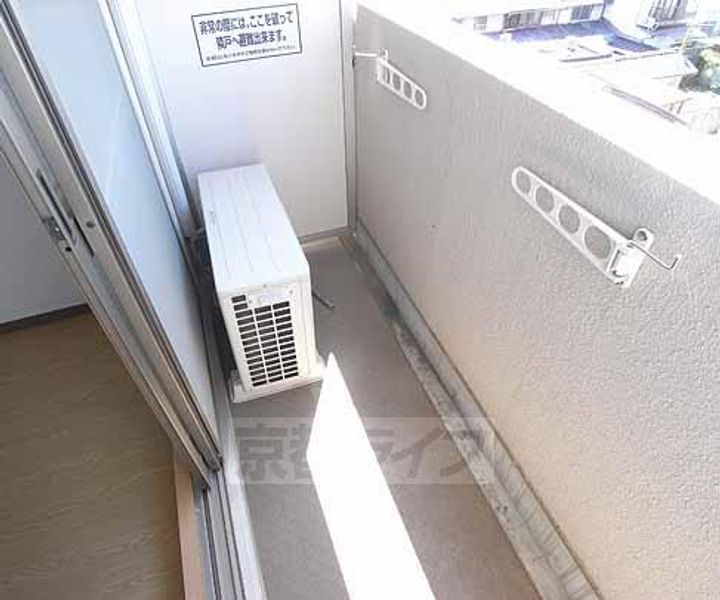京都府京都市上京区千本通一条上る泰童片原町の賃貸マンションの内装